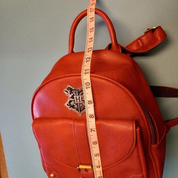 Bioworld Red Harry Potter Hogwarts Backpack - Picture 8 of 14